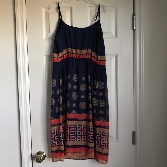Old Navy Patterned Dress - Picture 4 of 4